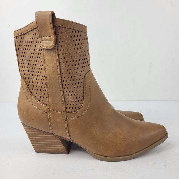 DV Dolce Vita Kirby Pull-On Perforated Western Ankle Bootie Tan 8.5 - Picture 7 of 14